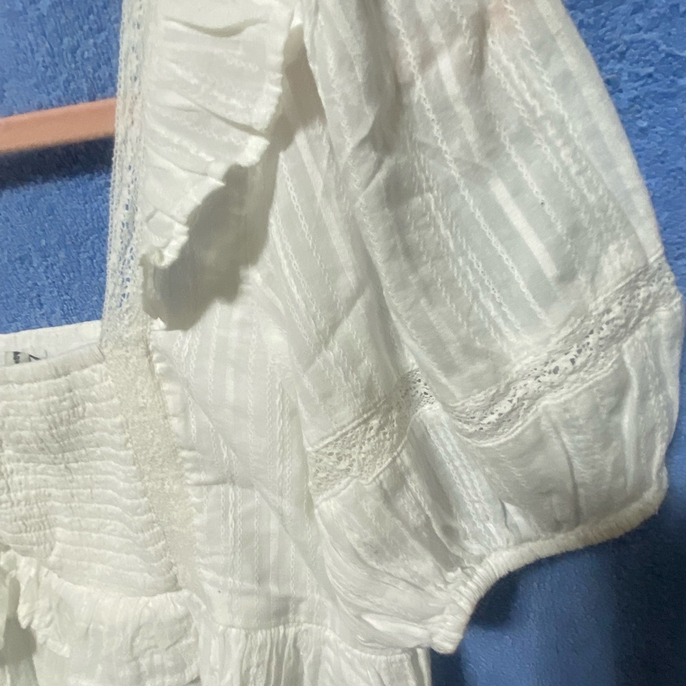 American EAGLE Blouse Color White Size L - Picture 2 of 9